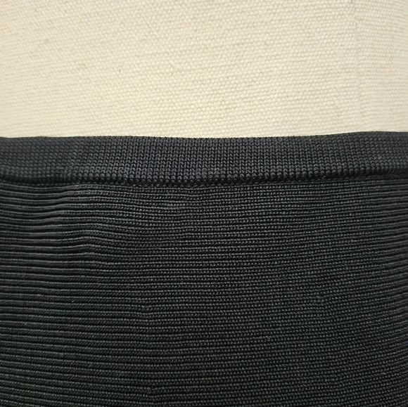 Seed knit skirt - Picture 3 of 5